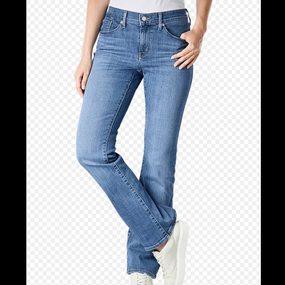 Classic Bootcut Levi Jeans - Picture 1 of 3